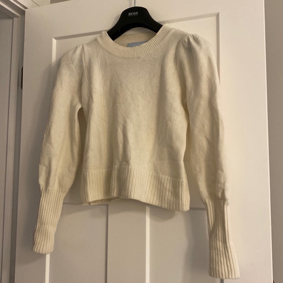 Hill House Cropped Sylvie Sweater in Cream Size XS but fits like an XXS - Picture 3 of 4